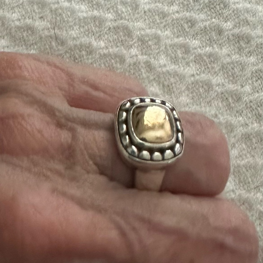 James Avery Retired, Beaded, Cabochon
14 Kt Gold/Sterling Silver Ring
Size 6.